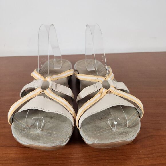 Merrell Sandals Womens Size 11 Camellia Yellow Beige Leather Slides J35594 FLAWS - Picture 2 of 15
